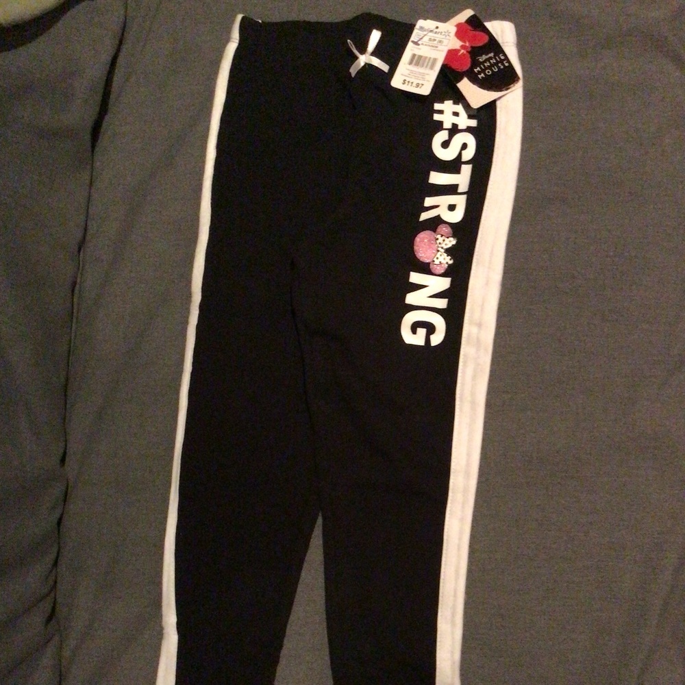 Walmart Disney Size 6 Girls Pant